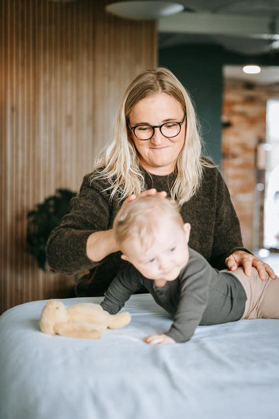 maveproblemer hos baby behandles med biodynamisk kranio sakral terapi vejle