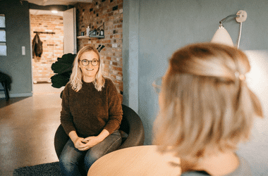 Psykoterapi til voksne i klinikken i rolige omgivelser